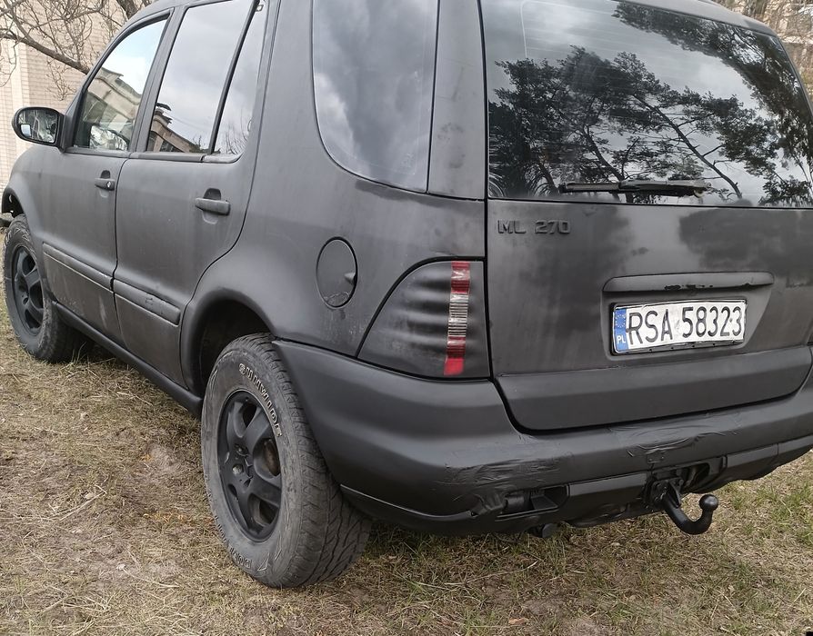Мерседес-Бенц ML 270