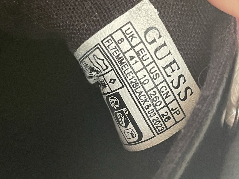 Женские кеды Guess Emma