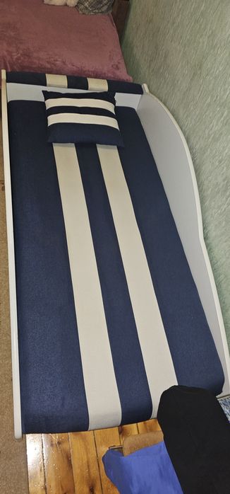 Детская кровать- машина