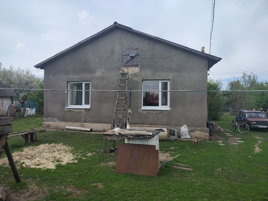 Продам будинок в Житомирській області