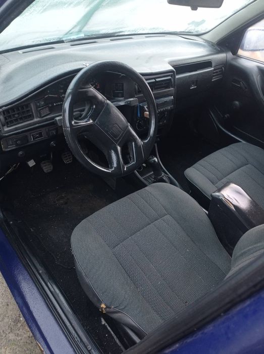 Продам сеат середньому стані