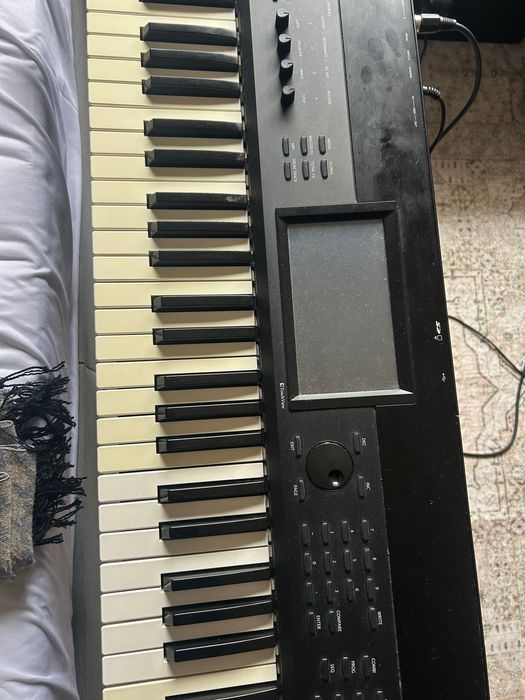 Teclado korg kromer