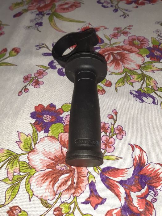 Rękojeść wiertarki ok 40 mm.