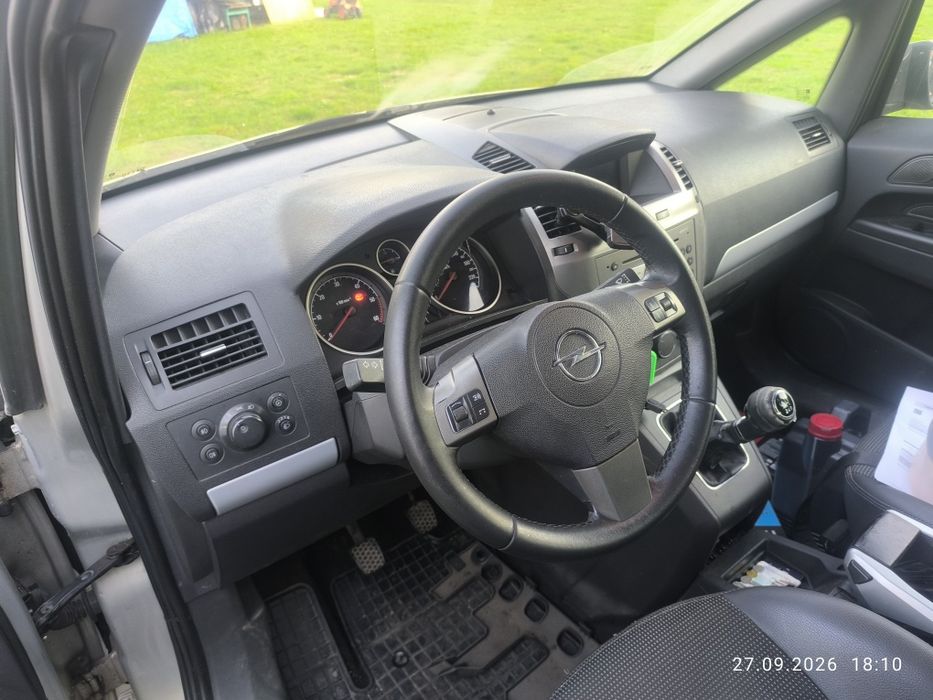 Opel Zafira 7 osobowa