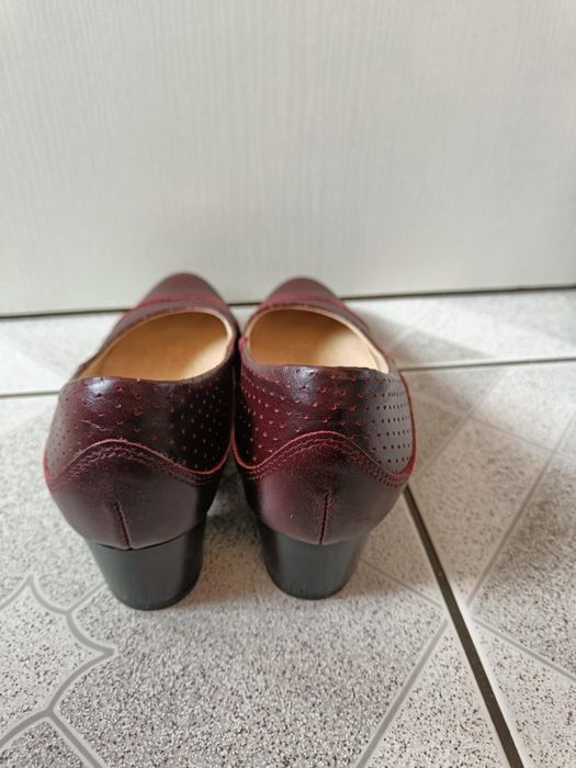 Sprzedam buty w bardzo dobrym stanie