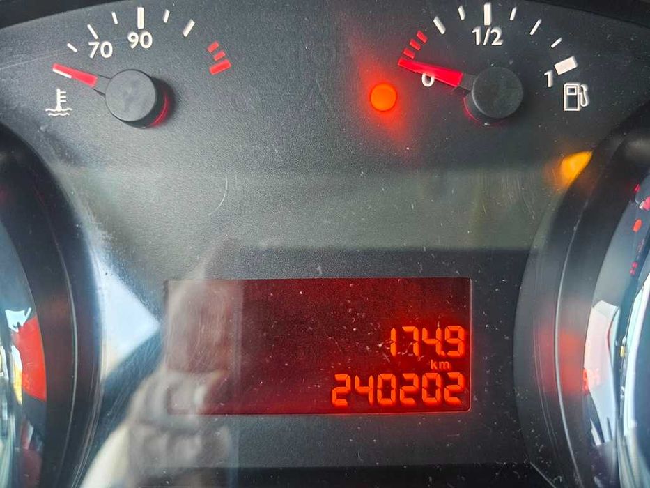 Peugeot 5008 1.6Hdi 7 Lugares 110Cv 04/2010