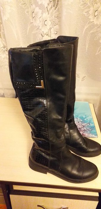 Жіночі зимові чоботи, високі