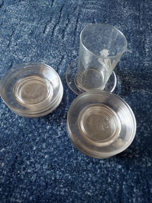 Szklanki do herbaty z PRL-u