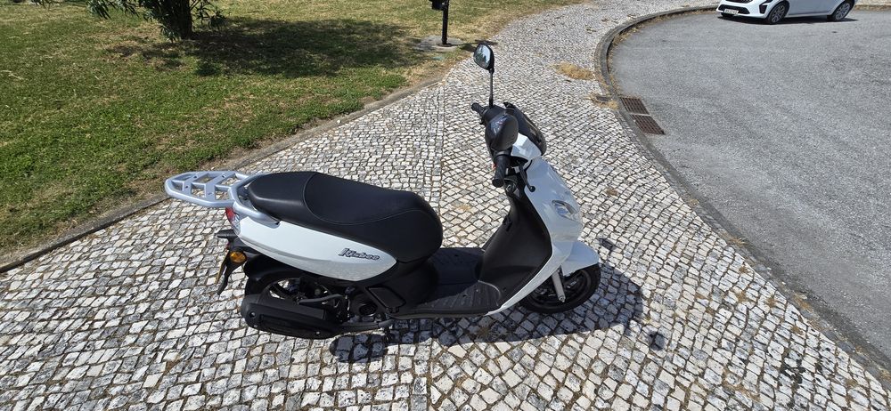 Peugeot Kysbee como nova