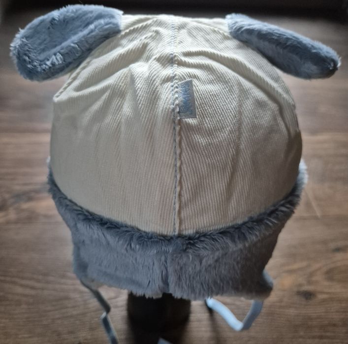Czapka piesek 46 Nowa