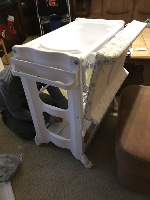 Zestaw do kąpieli i przewijania niemowląt