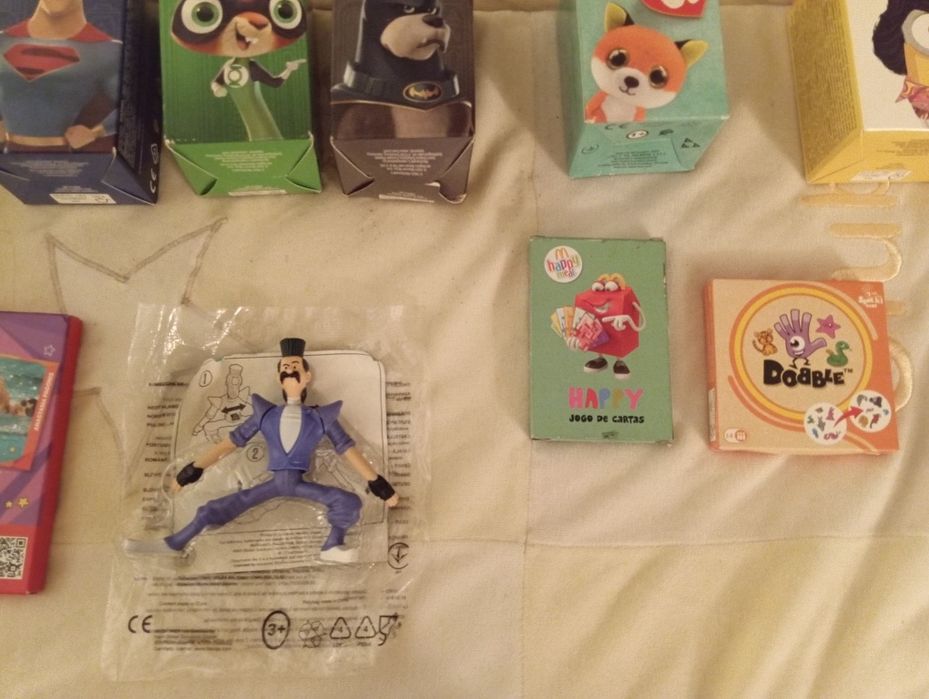 McDonald's (  brindes Happy Meal  )( troco ou vendo )