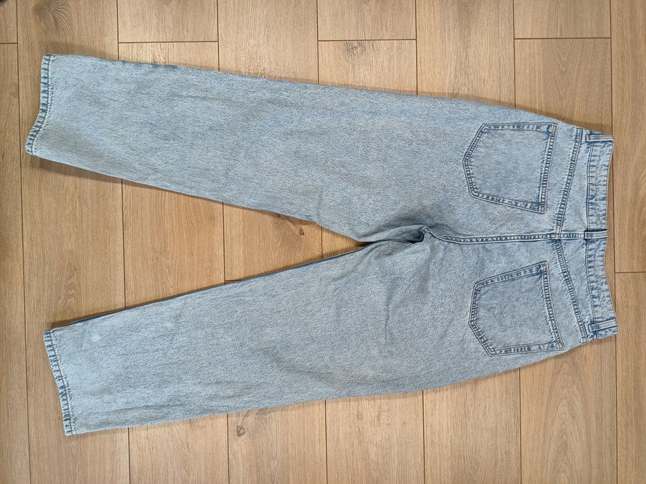 Jeansy damskie roz. 42 Divided H&M straight leg z wysokim stanem 170cm
