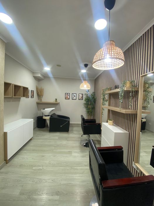 Alugar  Cabeleireiro gabinete
