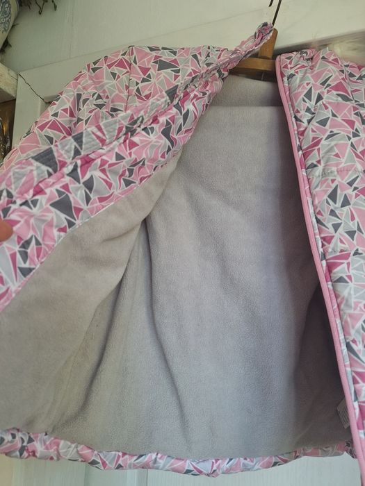 Дуже тепла зимова курточка Bembi на дівчинку 4 років, зріст 110