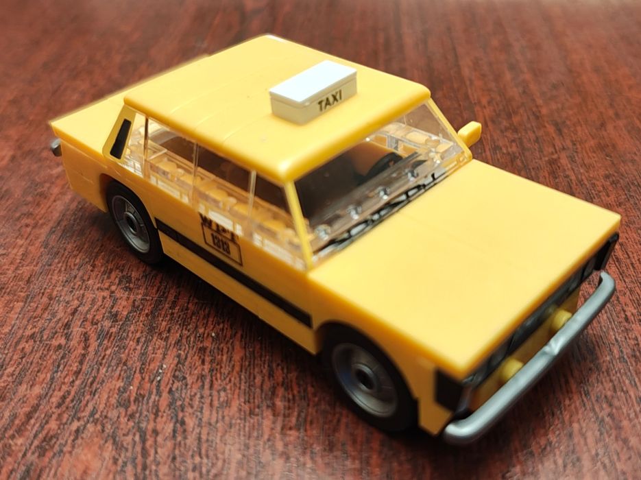 Klocki Cobi 24547 Youngtimer Collection FSO 125 p  WPT 1313 Zmiennicy