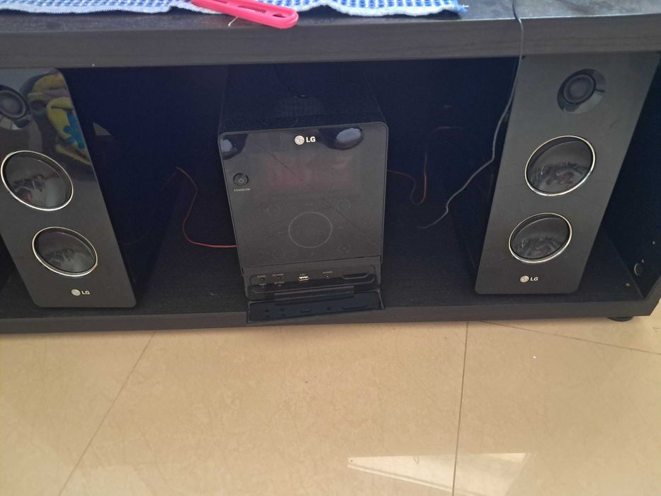 Vendo  aparelho  de musica