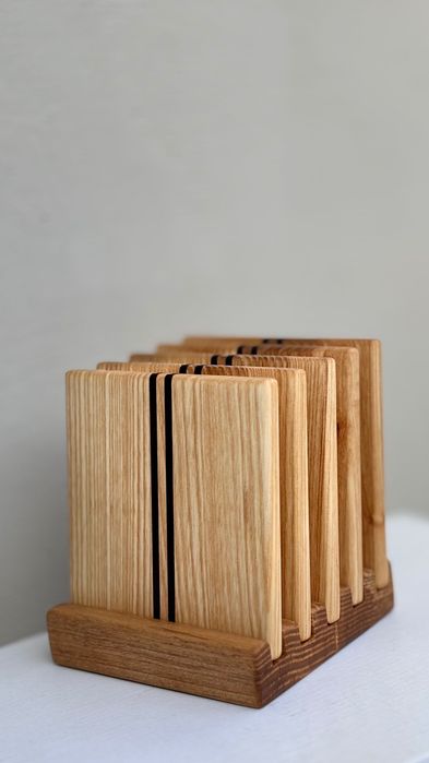 Zestaw drewnianych podkładek pod kubki