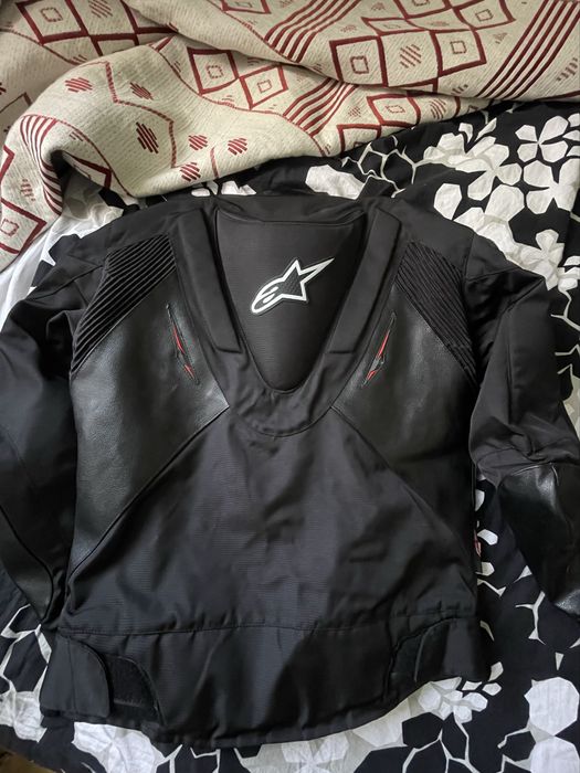 Мото куртка від Alpinestars