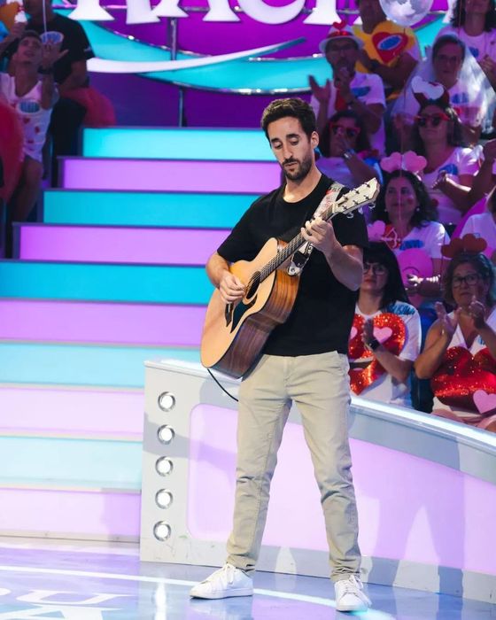 Aulas de Guitarra em tua casa (aula experimental gratuita)