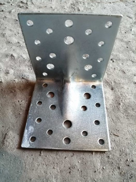 Кутики посилені покрівельні 80*80*80 Власне виробництво.