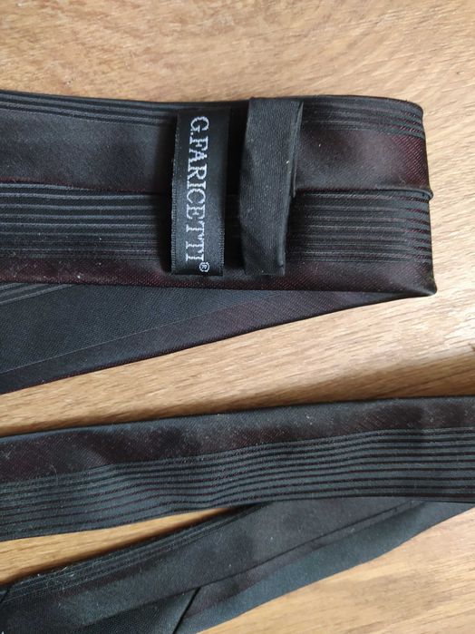 Продам импортные галстуки.