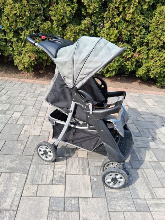 Sprzedam wózek spacerowy