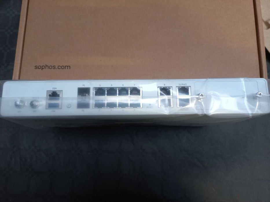 Пристрій безпеки Sophos XGS 126