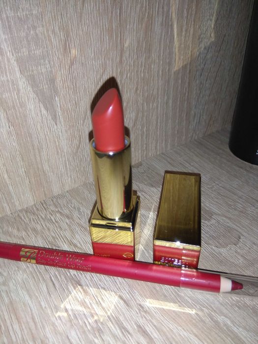 Помада Estee lauder 333 Persuasive