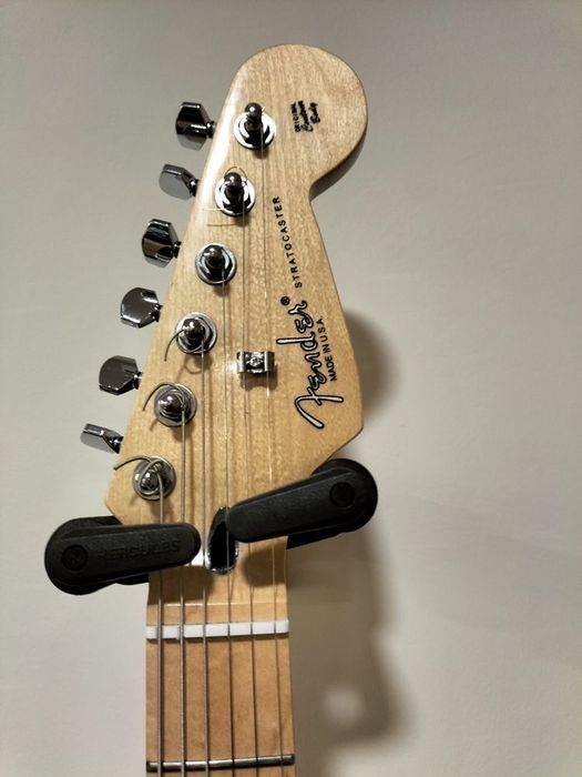 Guitarra strat partcaster c/pickups noisless