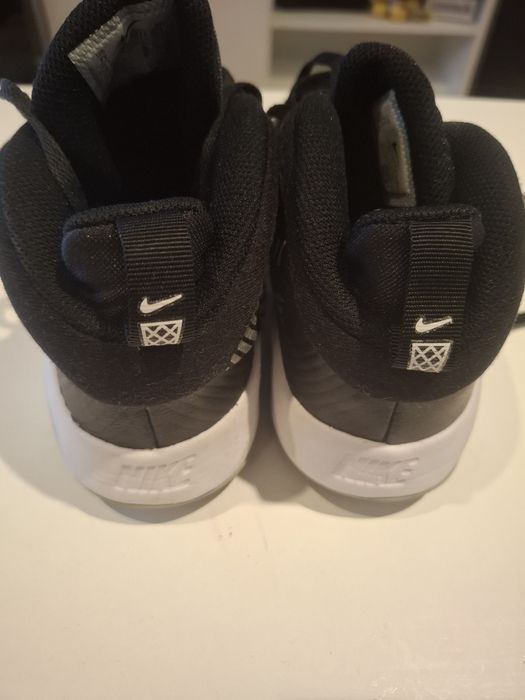 Buty sportowe NIKE rozm.40
