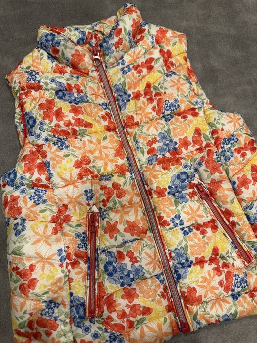 Жилетка Zara для дівчинки  110