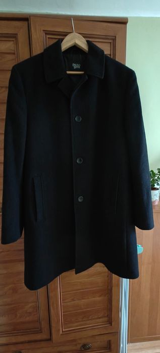 Męski czarny płaszcz