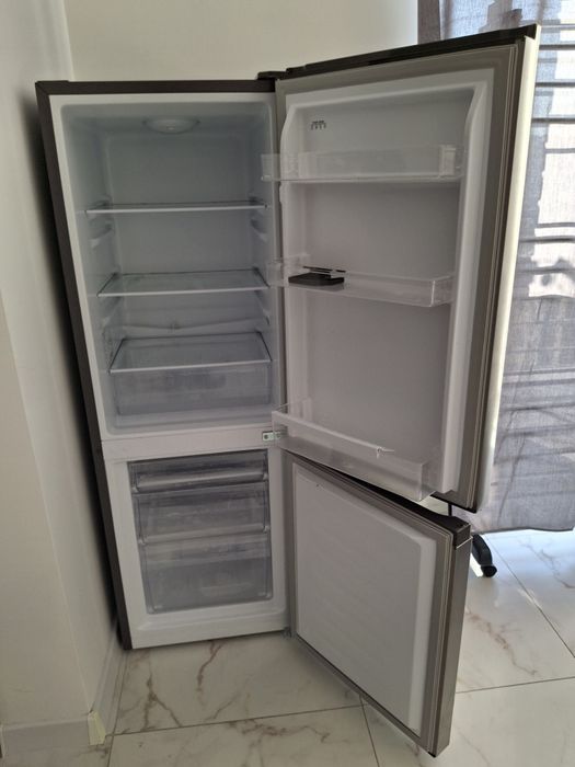 Холодильник Bomann