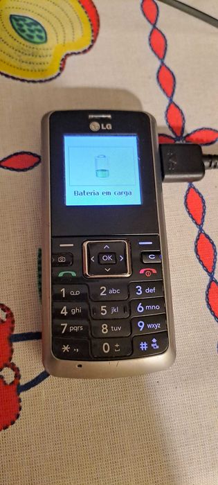 8 Telemoveis Alcatel + Nokia + Sharp + LG + Samsung