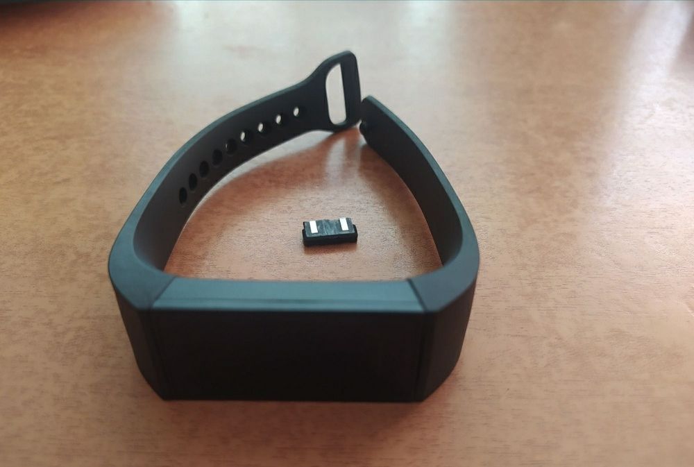 фитнес браслет Redmi