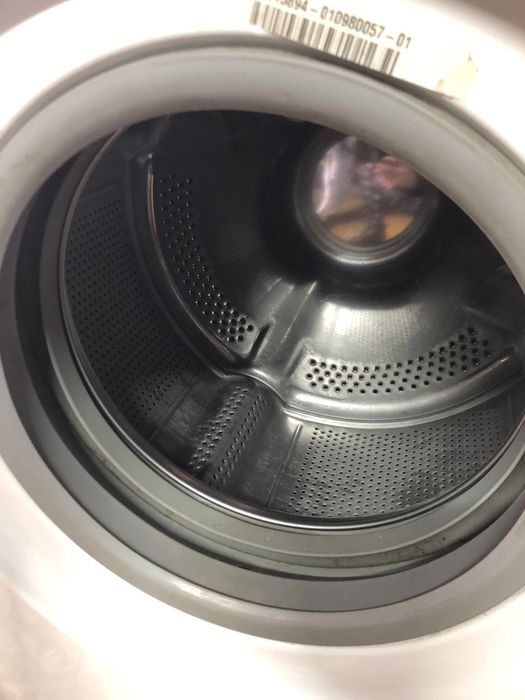 Італійська пральна машина на 5кг