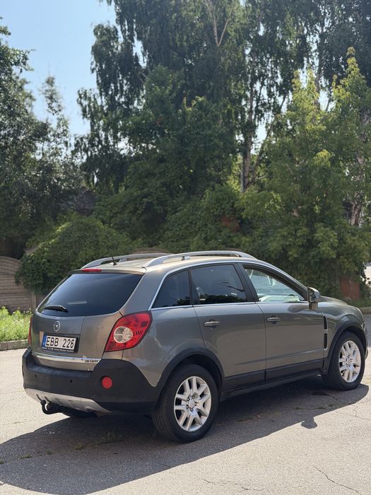 Opel Antara 2.0 дизель 2008Год