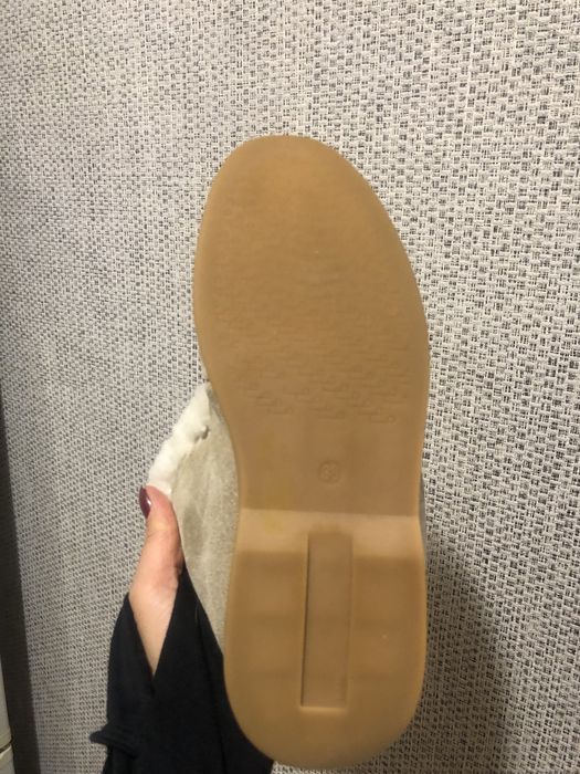 Зимові лофери з натуральноі замші та овчини.