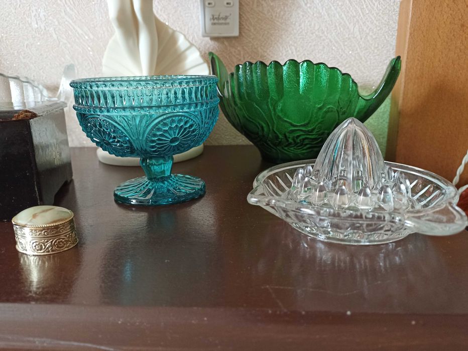 Подарок. Шкатулка. Вазочки. Креманка. Салатники.