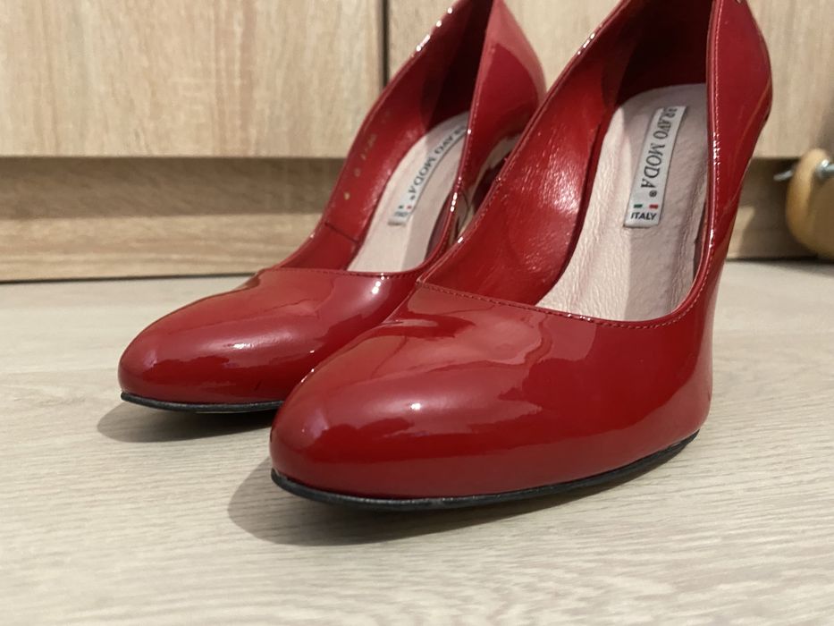 Жіночі туфлі на підборах Bravo Moda Italy. Розмір 37.