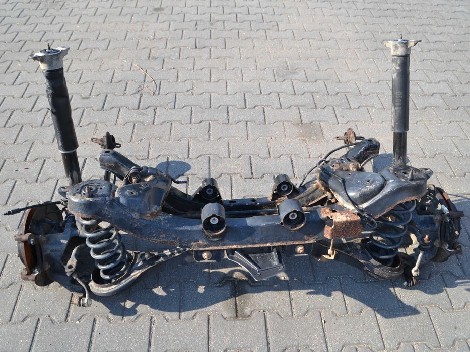 Zawieszenie tył FORD KUGA II 4X4
