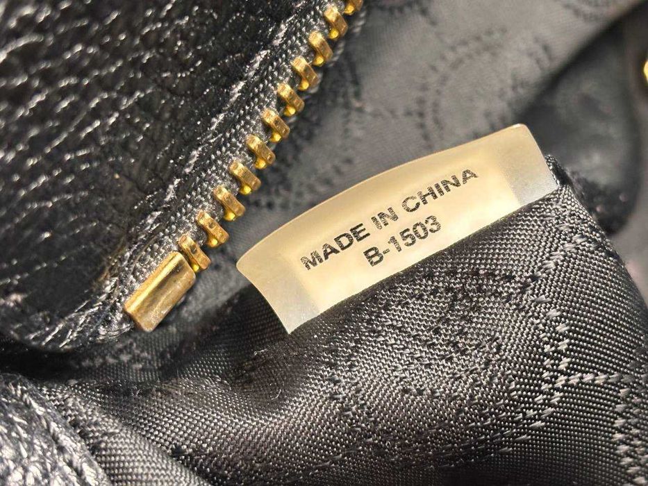 Роскошна шкіряна сумка середнього розміру Michael Kors