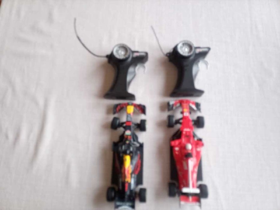 2 auta + 2 piloty