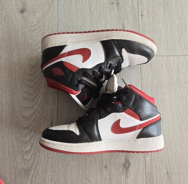 Ténis Nike Jordan
Tamanho 38