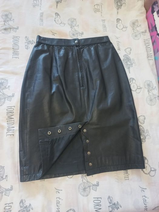 Шкіряна спідниця