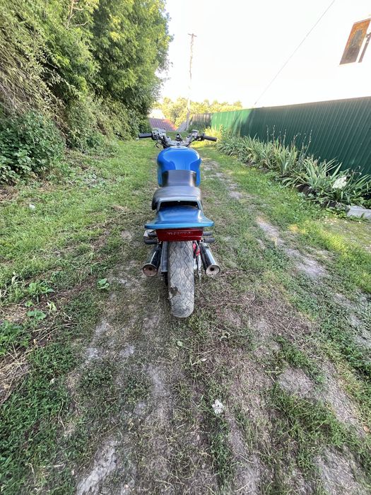 Продам honda vf400r