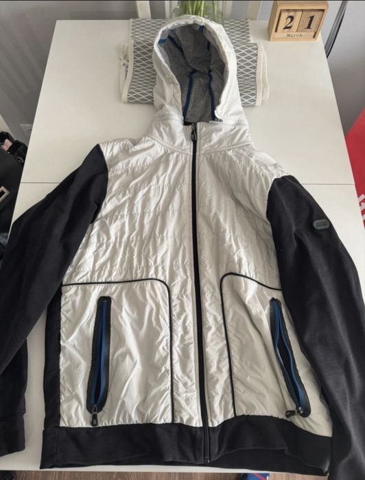 Bluza Hugo Boss Green rozmiar XXL (jak normalne L) czarno-biala
