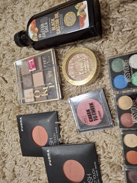 L'ORÉAL Maybelline Lovely Wibo Pudra Essence Missyoung Dr.Cerucale