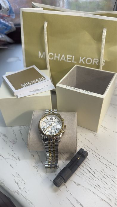 Продам оригінальний годинник Michael Kors